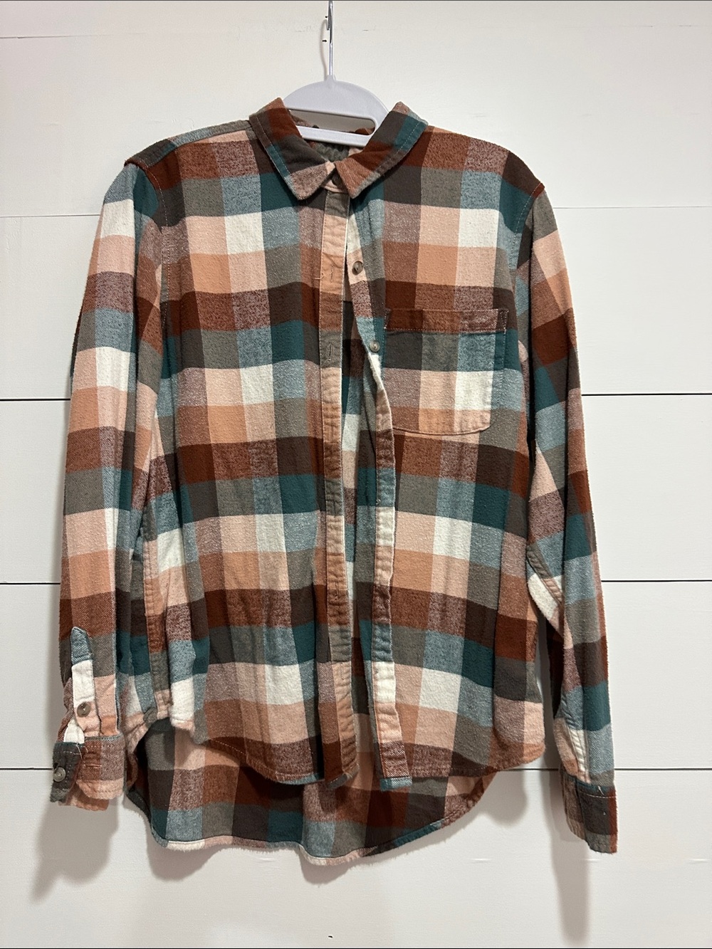 Plaid Flannel Button-Up Shirt in Brown & Teal Size Medium